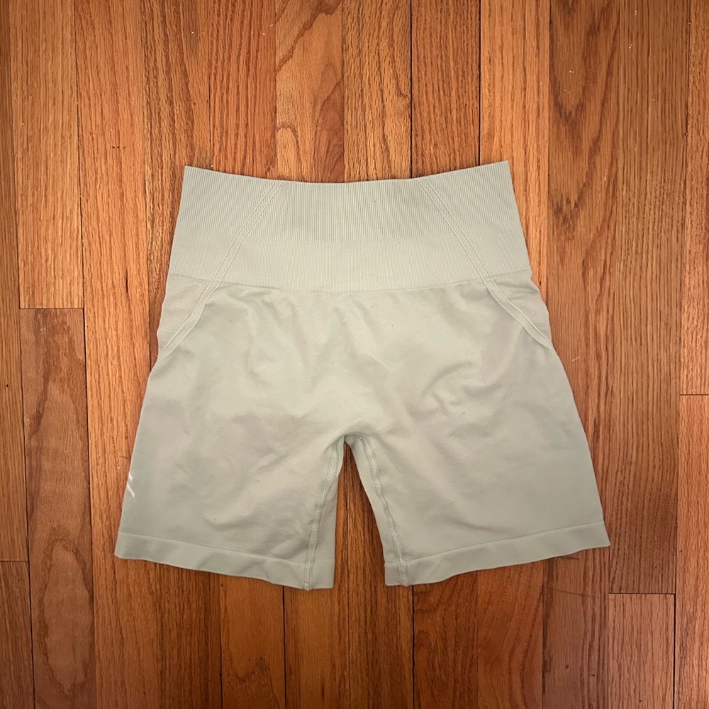 Oner Active Effortless Shorts - Picture 2 of 3